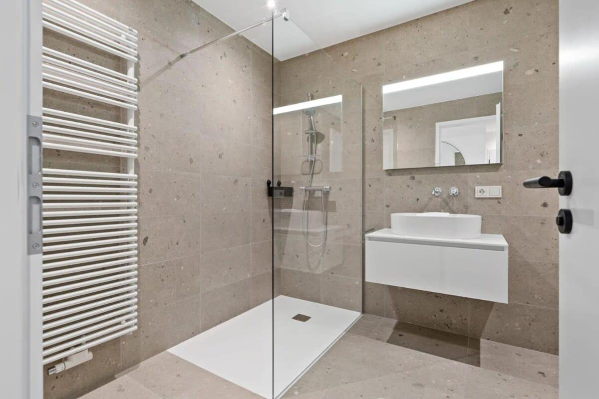 דירות Luxurious 2Br Apt With Balcony In לוקסמבורג מראה חיצוני תמונה